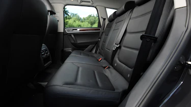 Volkswagen Touareg 3.0 TDI V6 SE seats
