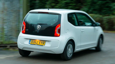 Volkswagen up! ASG rear cornering