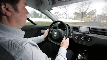 Volkswagen XL1 driving