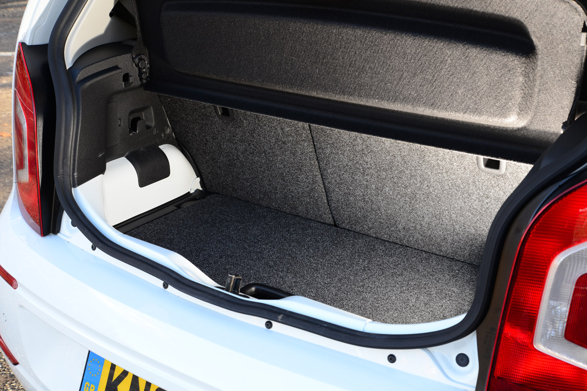 Volkswagen e-up boot