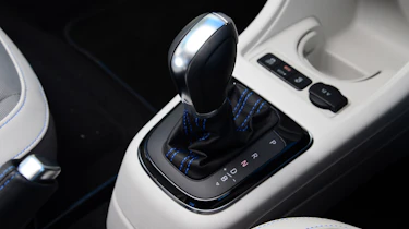 Volkswagen e-up gearstick