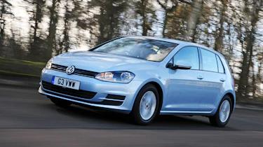 Volkswagen Golf Bluemotion front tracking