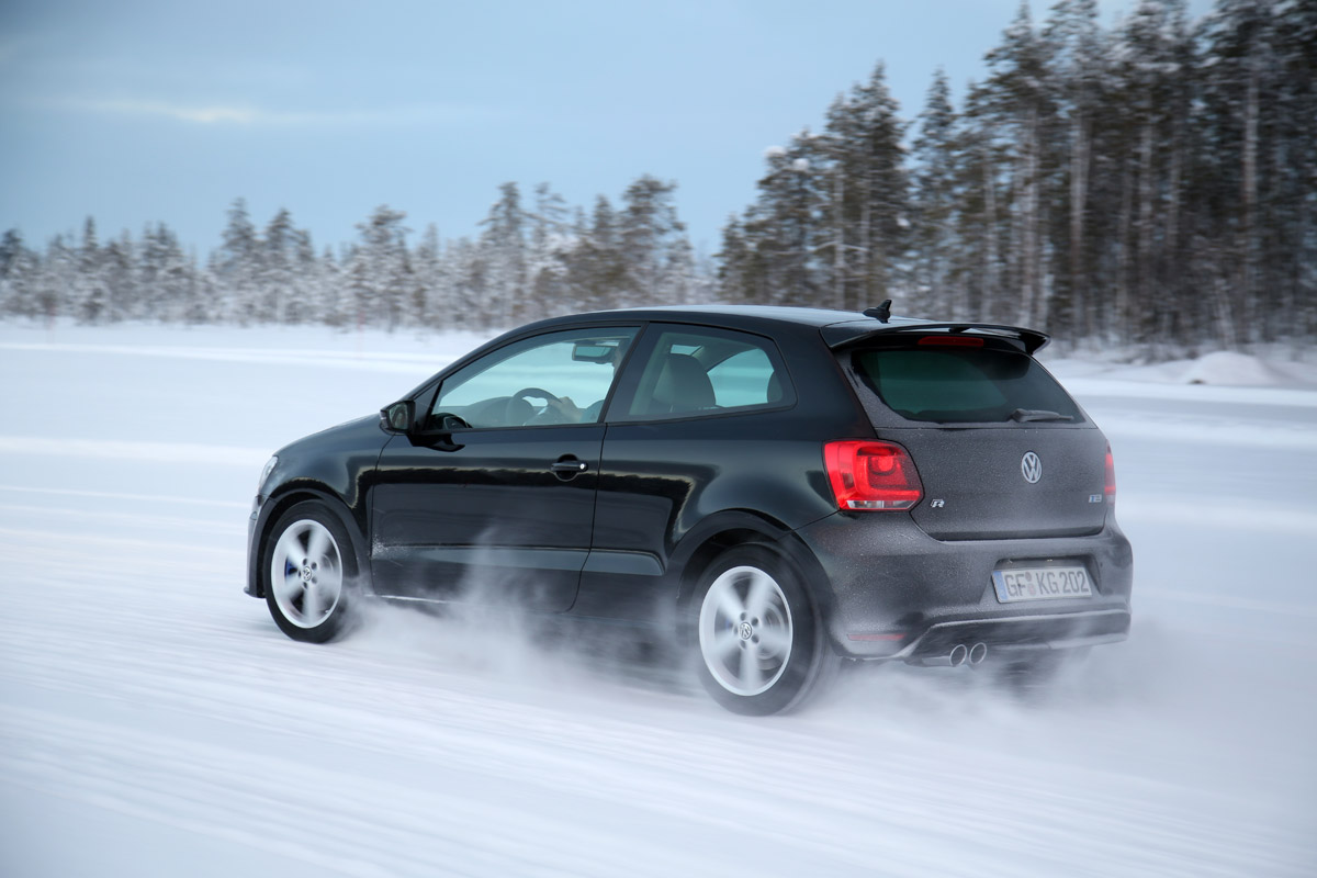Volkswagen Polo R black rear
