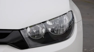 Volkswagen Scirocco GT TDI light