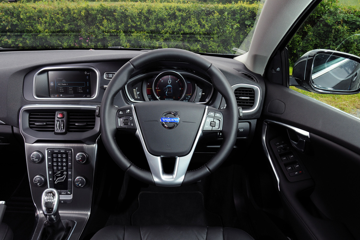 Volvo V40 D3 interior