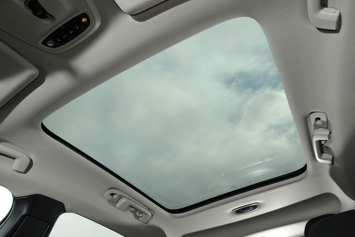 Volvo V40 D3 panoramic roof