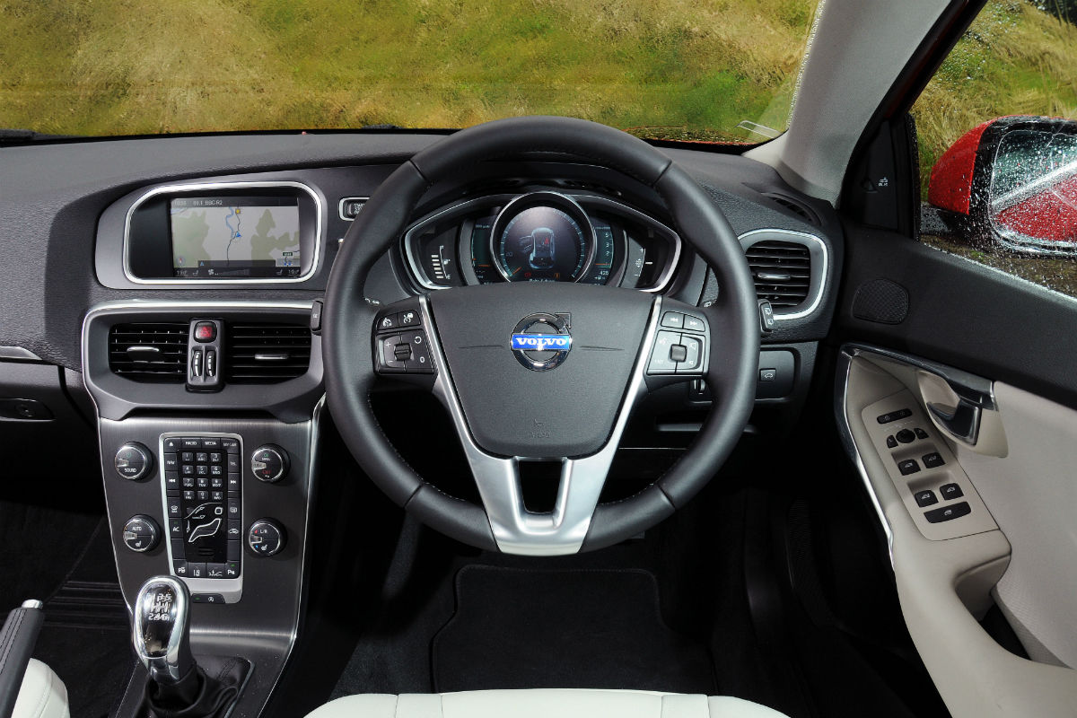 Volvo V40 D2 interior
