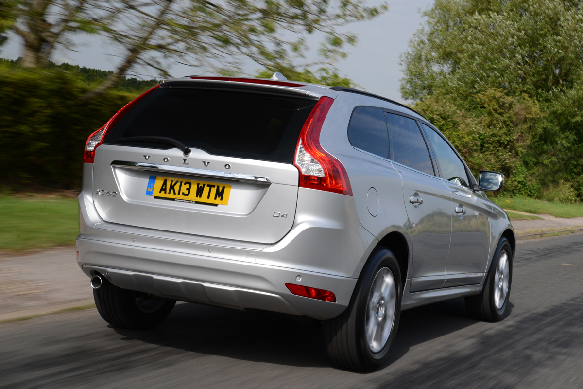 Volvo XC60 front rear action