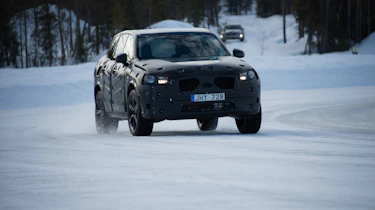 Volvo XC90 first ride action
