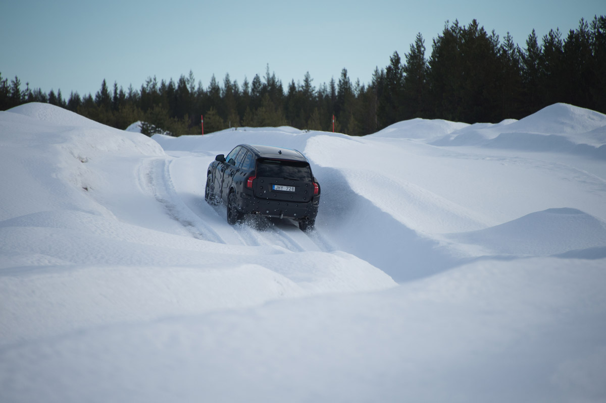 Volvo XC90 first ride rear