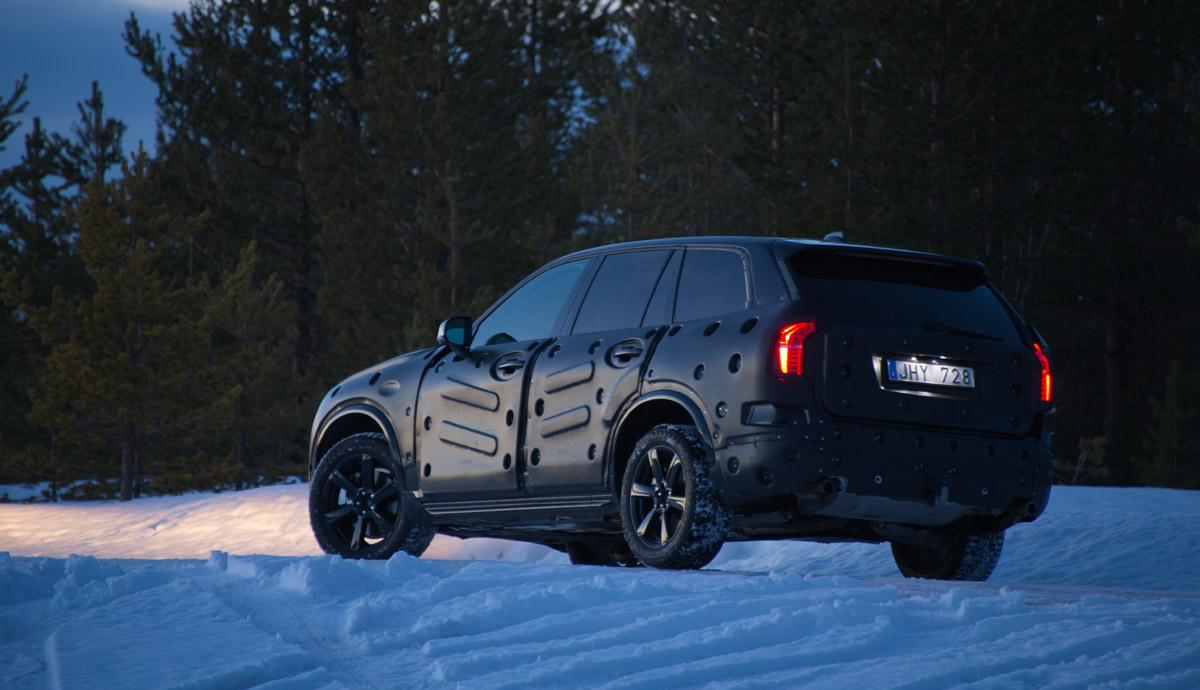 Volvo XC90 first ride rear static