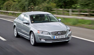 Volvo S80 Front action