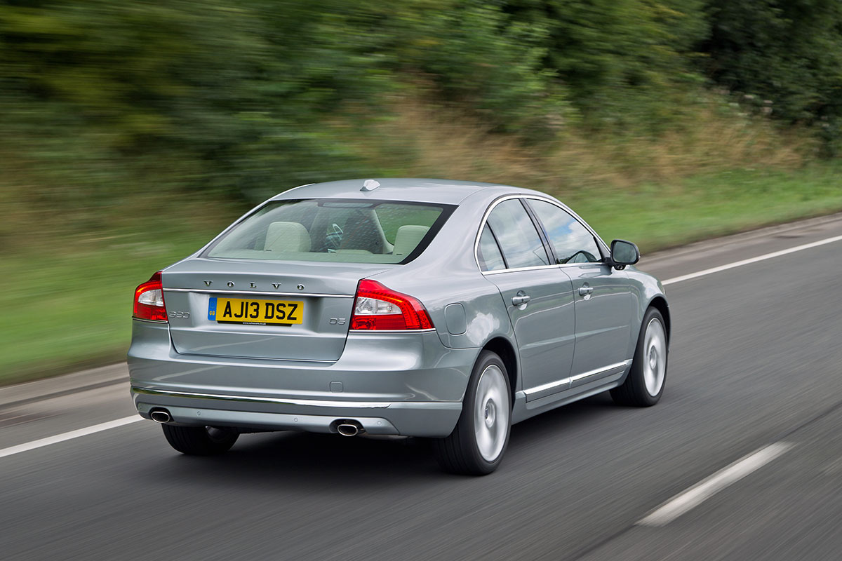 Volvo S80 rear action