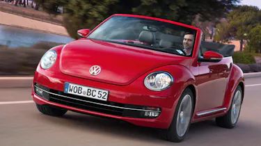 VW Beetle Cabriolet 2.0 TDI front cornering