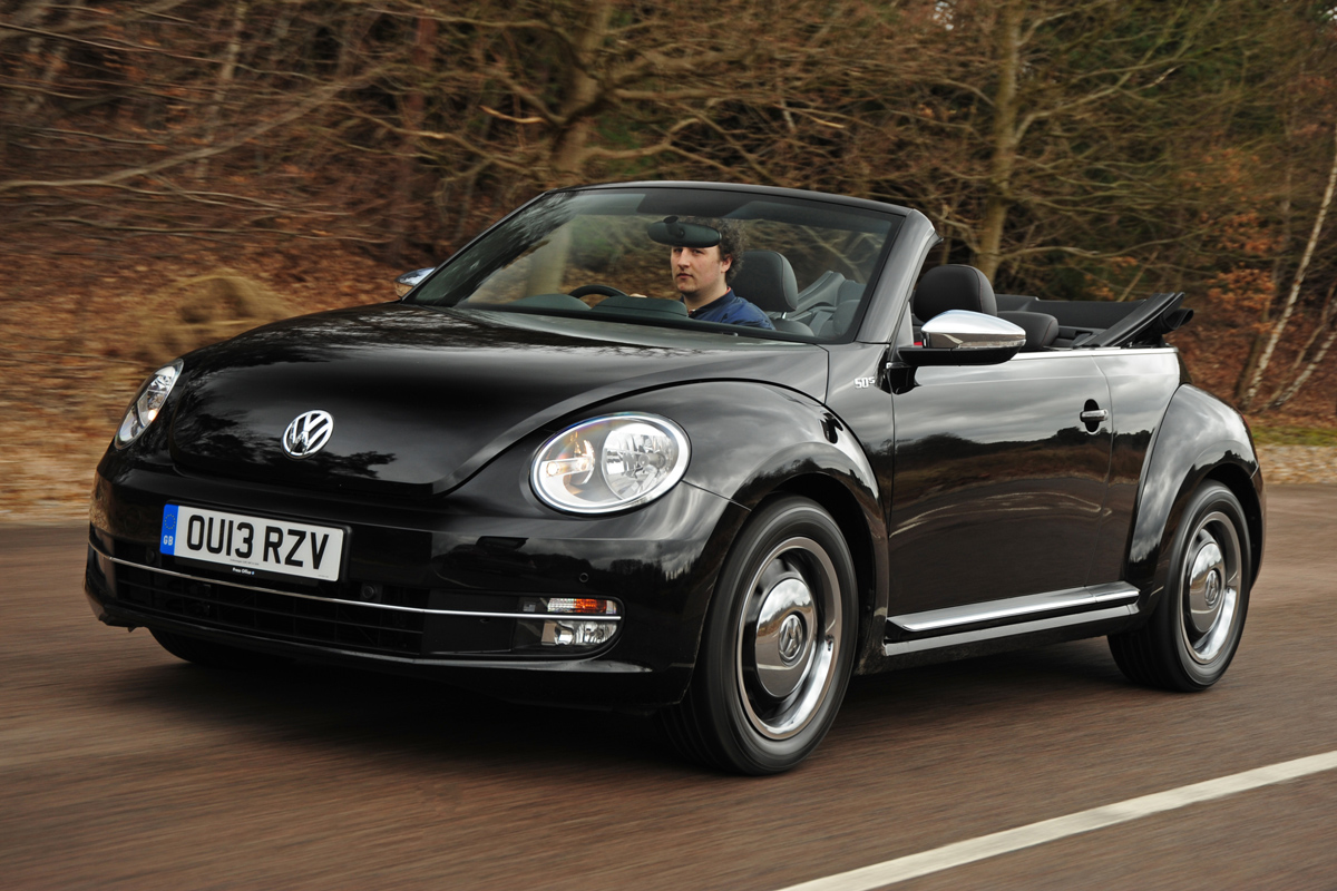 VW Beetle Cabriolet 50s front tracking