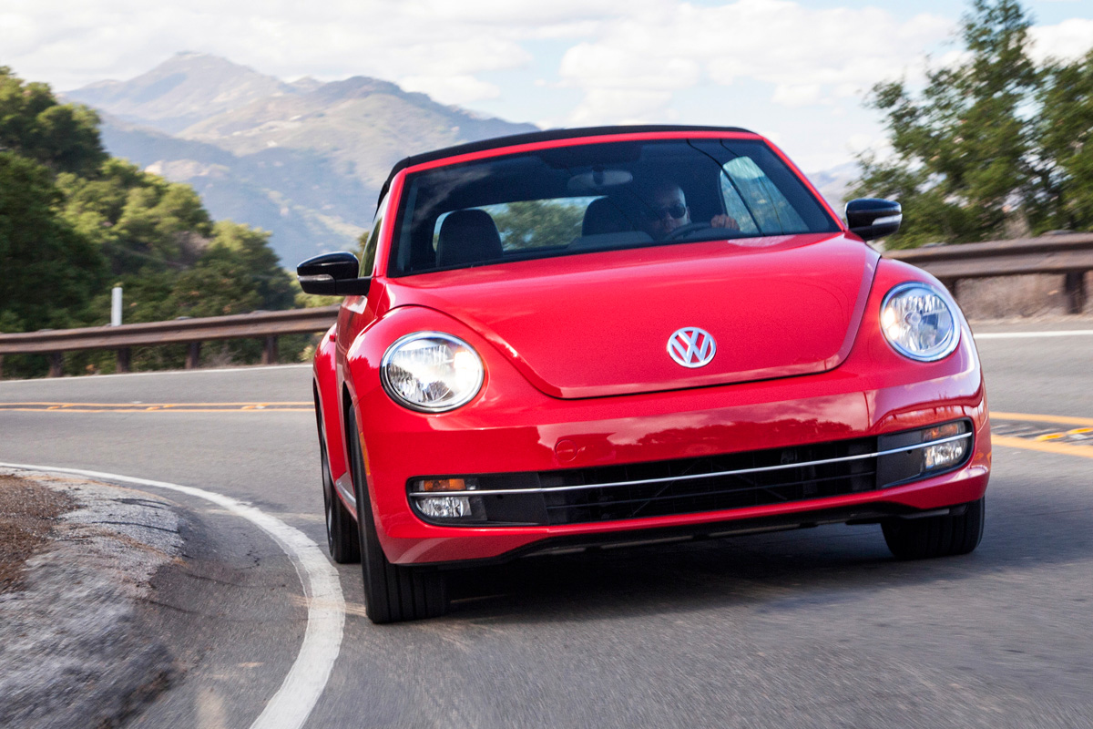 Volkswagen Beetle Cabriolet front