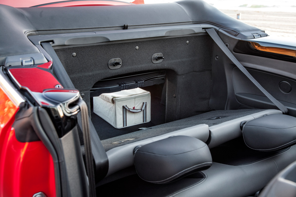 Volkswagen Beetle Cabriolet rear seats