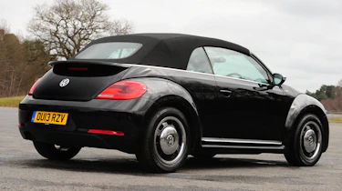Volkswagen Beetle Cabriolet roof up