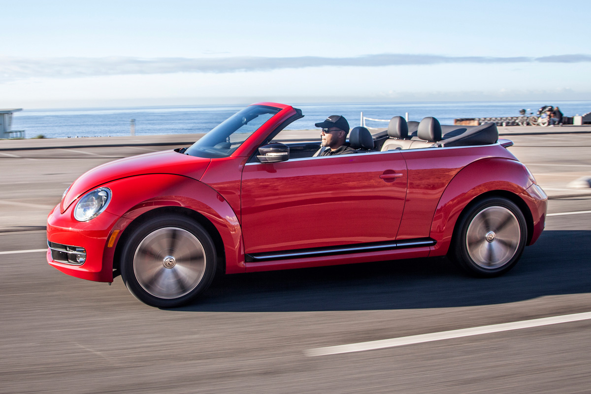 Volkswagen Beetle Cabriolet panning