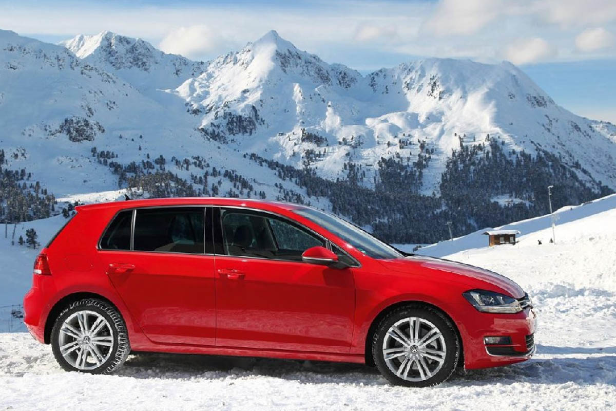 VW Golf 4Motion profile