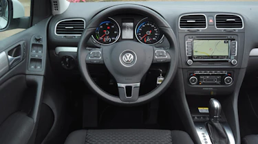 VW Golf Blue-e-motion dash