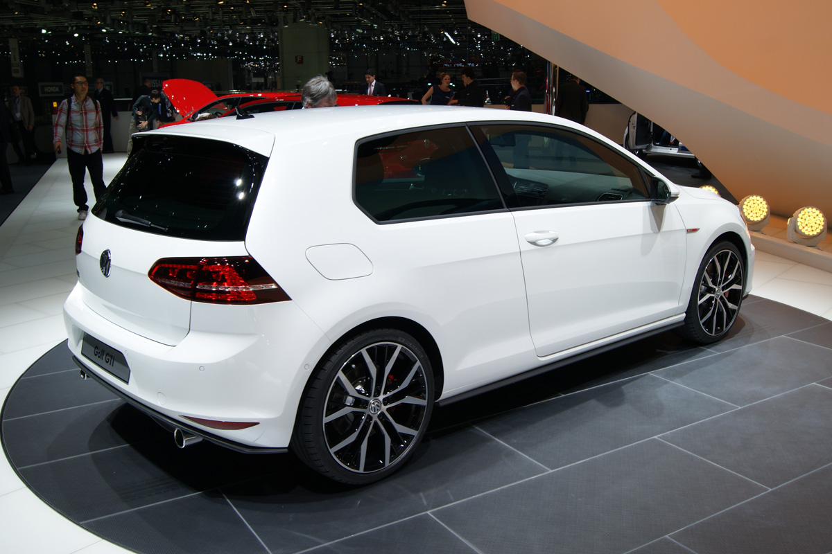 VW Golf GTI rear