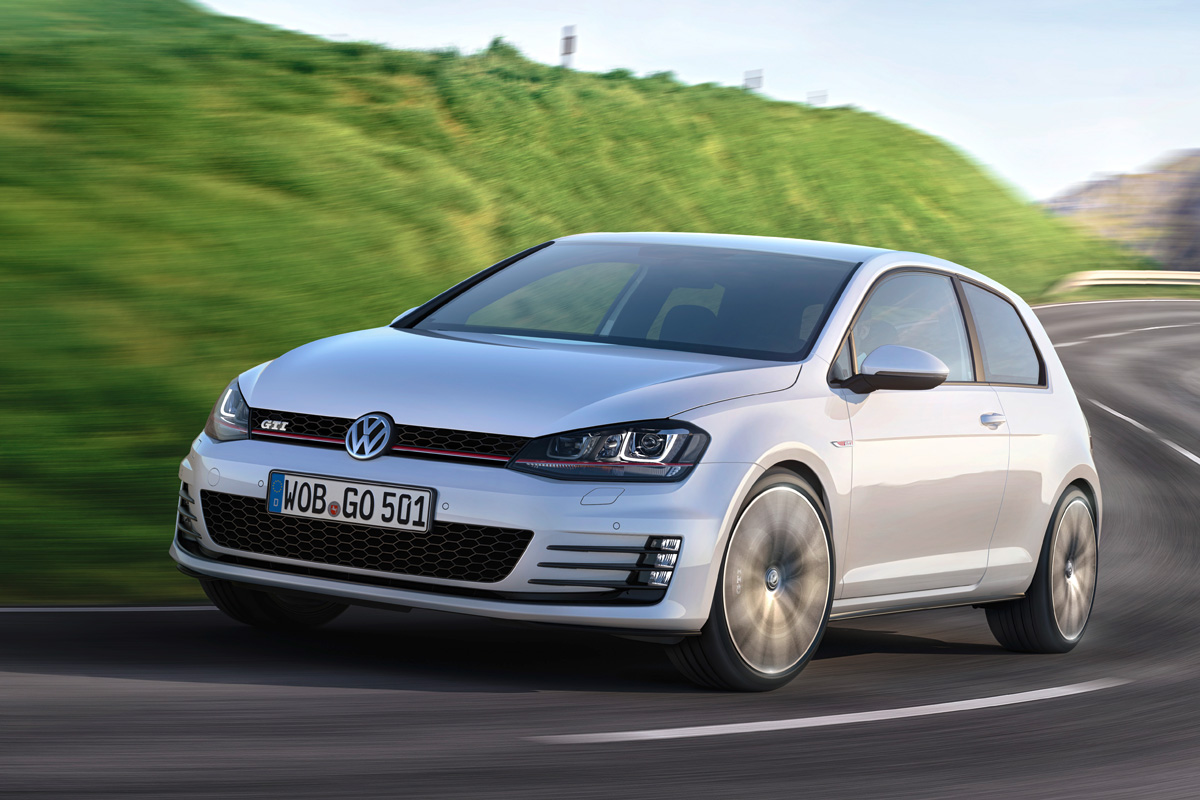 VW Golf GTI front action