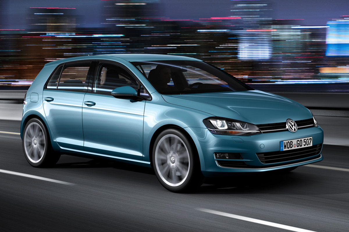 VW Golf Mk7 front action blue