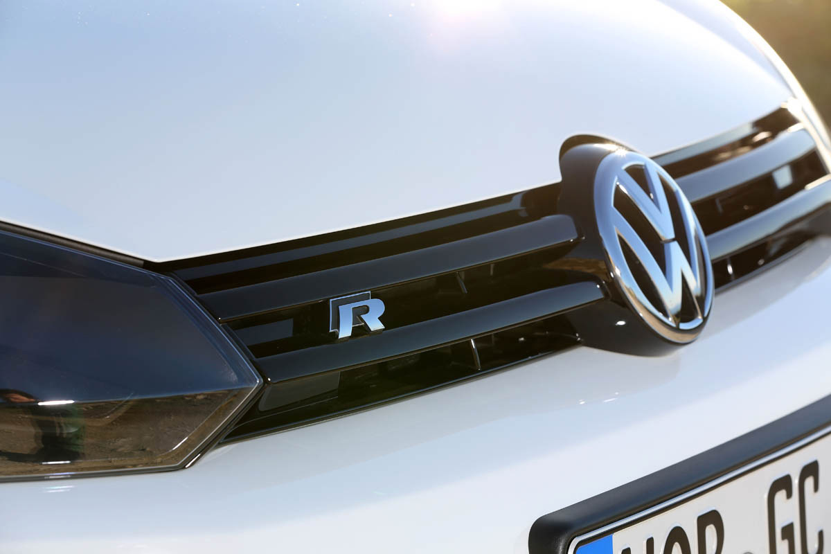 VW Golf R badge