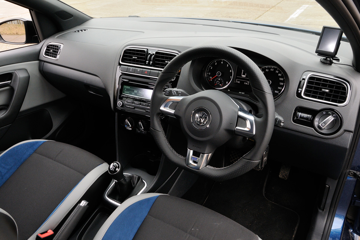 Volkswagen Polo BlueGT interior