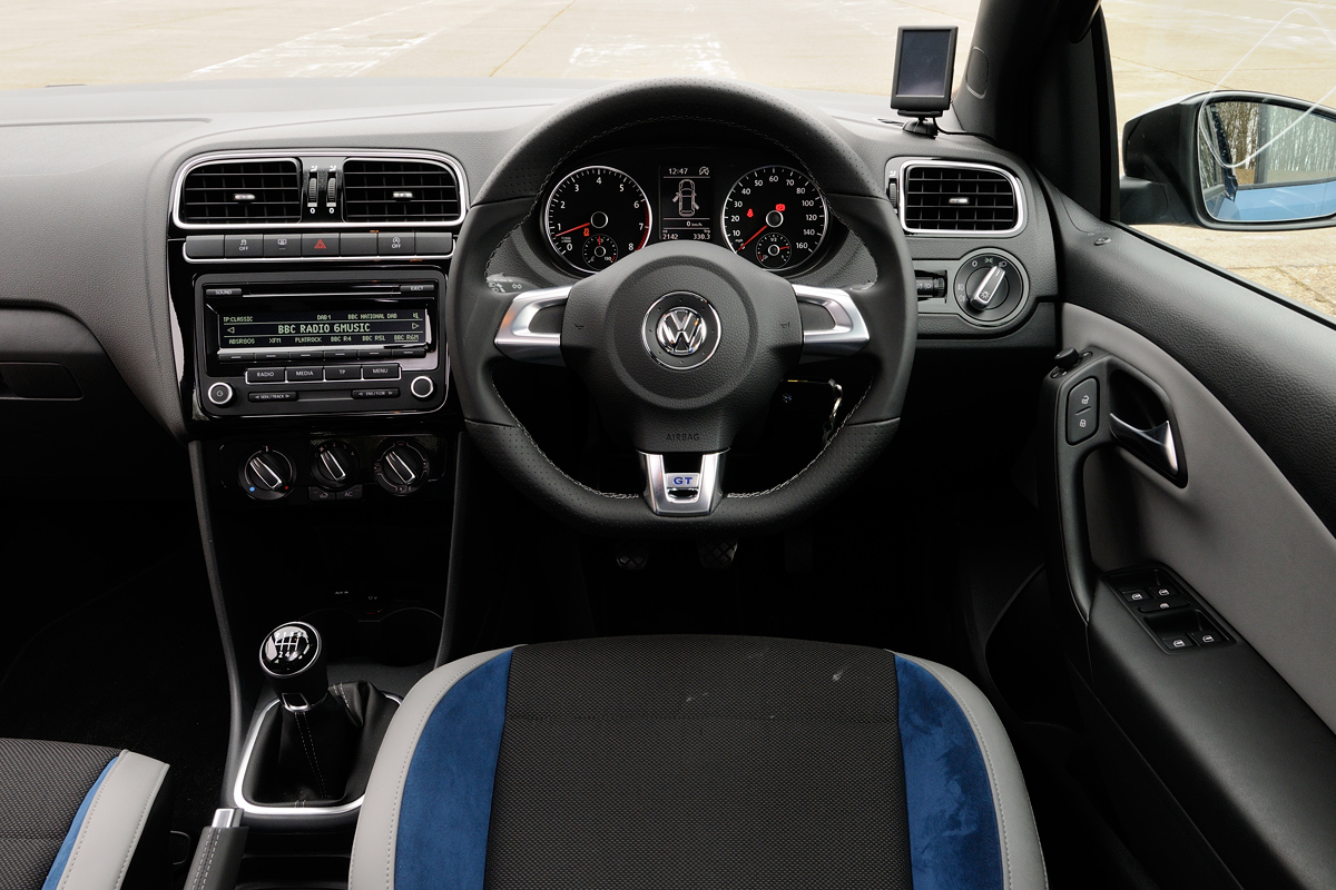 Volkswagen Polo BlueGT interior