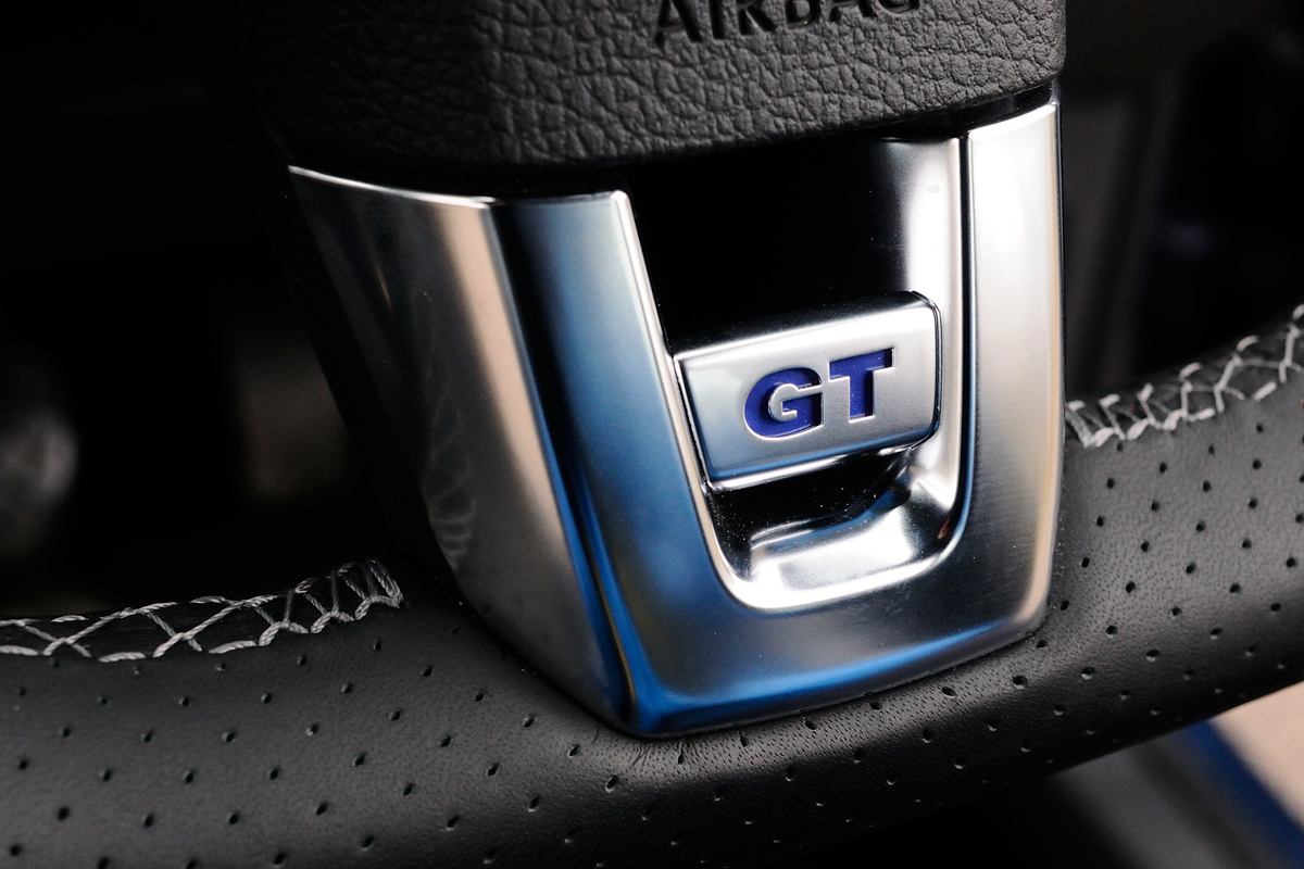 Volkswagen Polo BlueGT steering wheel detail