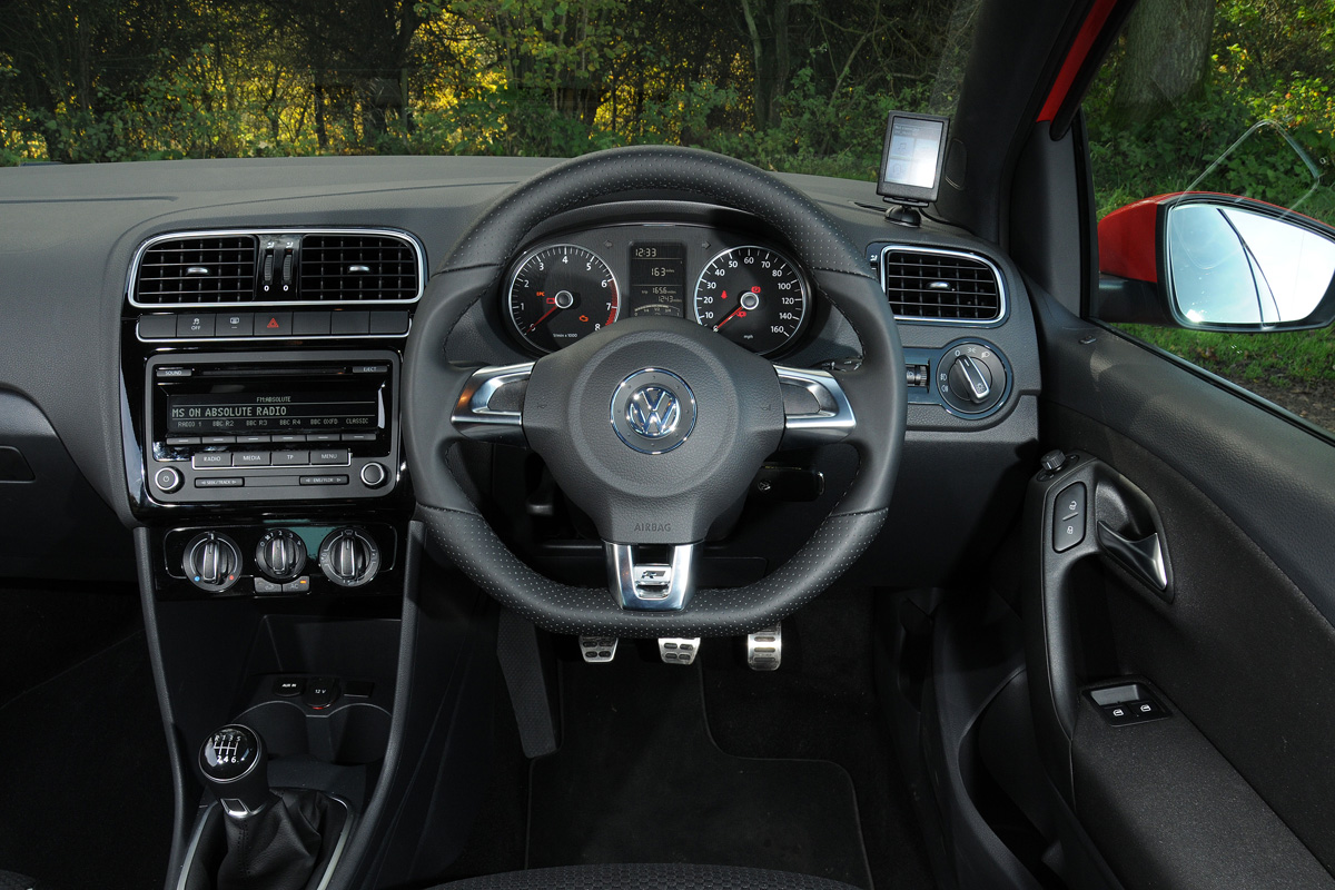 Volkswagen Polo R Line interior