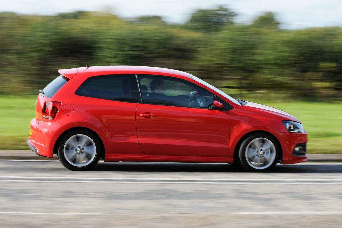 Volkswagen Polo R Line panning