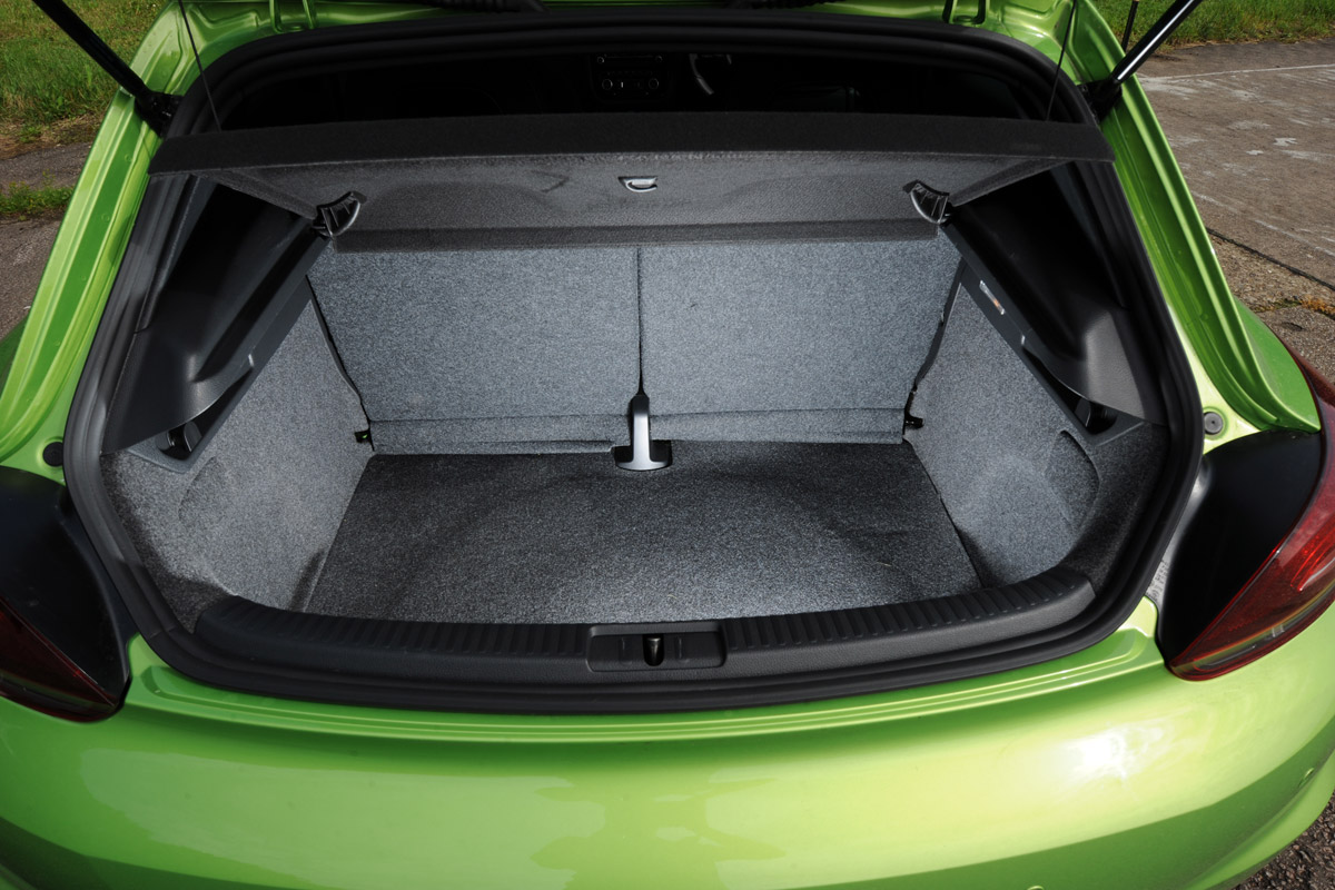 Volkswagen Scirocco R boot