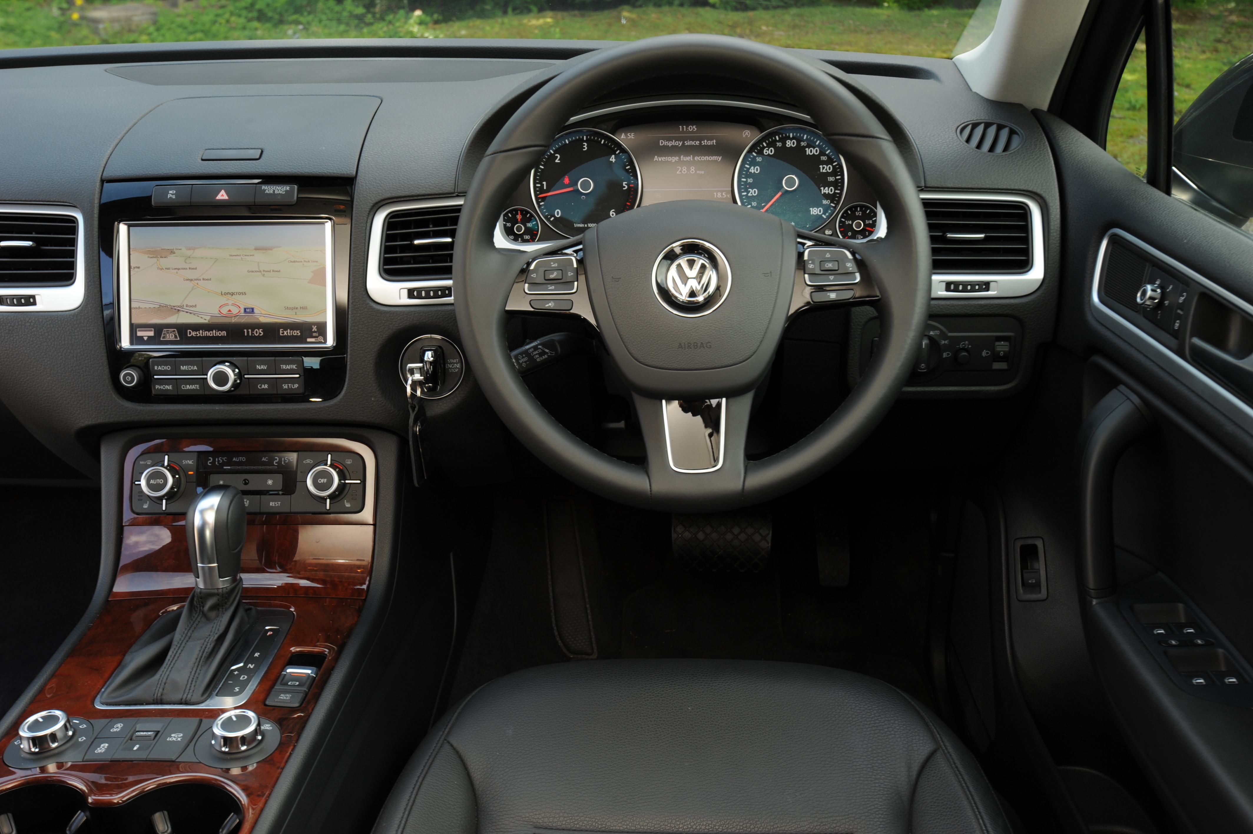 Volkswagen Touareg interior