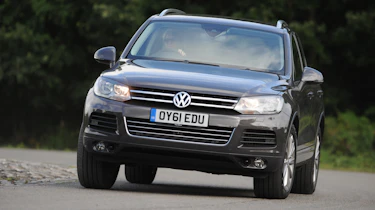 Volkswagen Touareg front tracking