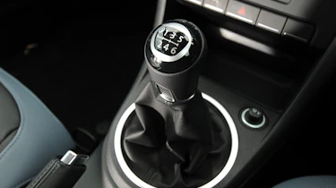 VW Beetle Cabriolet gearlever