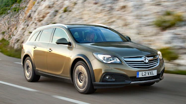 Vauxhall Insignia Country Estate front quater