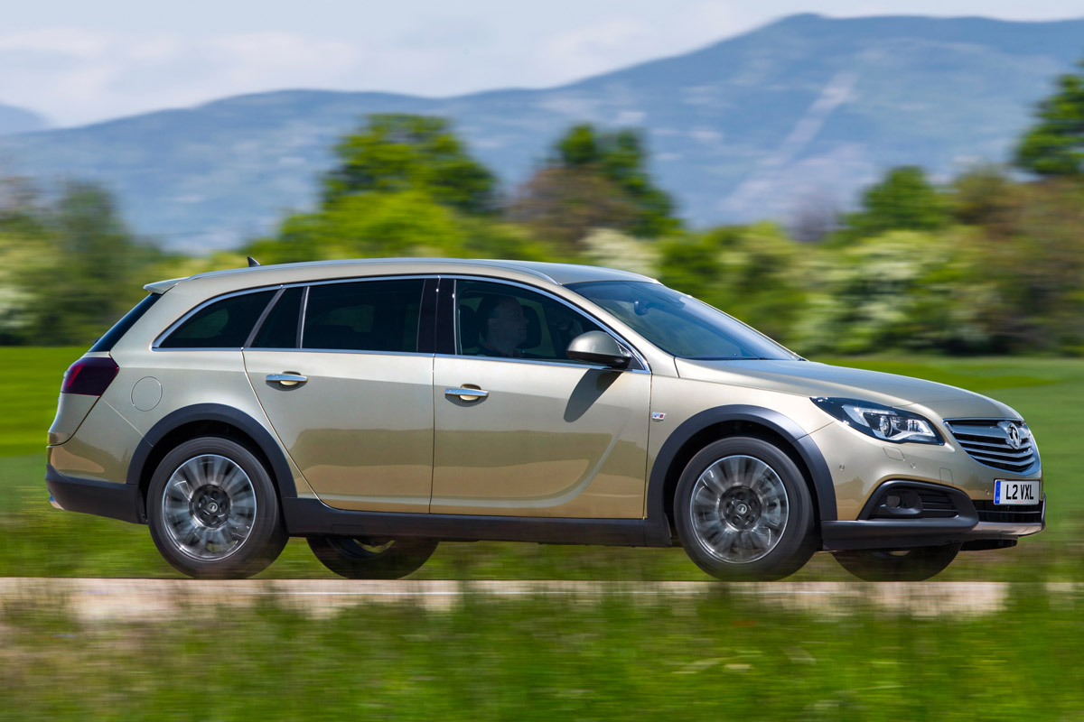 Vauxhall Insignia Country Estate profile