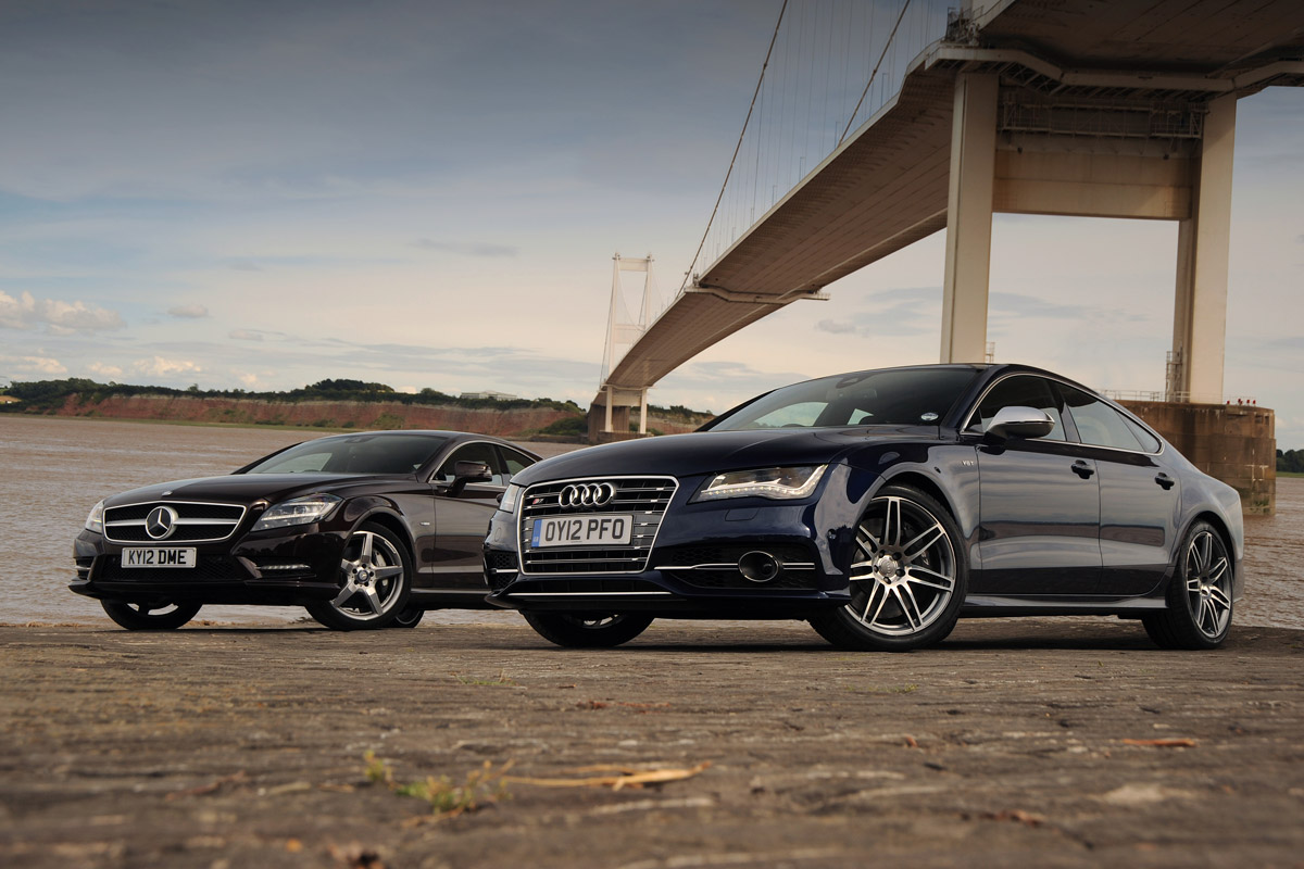 Audi S7 vs Mercedes CLS 500 2012 twin test 