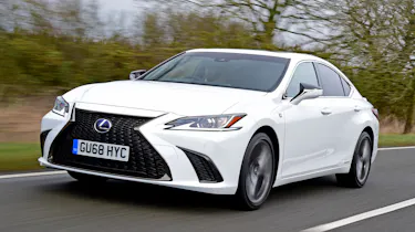Lexus ES - front