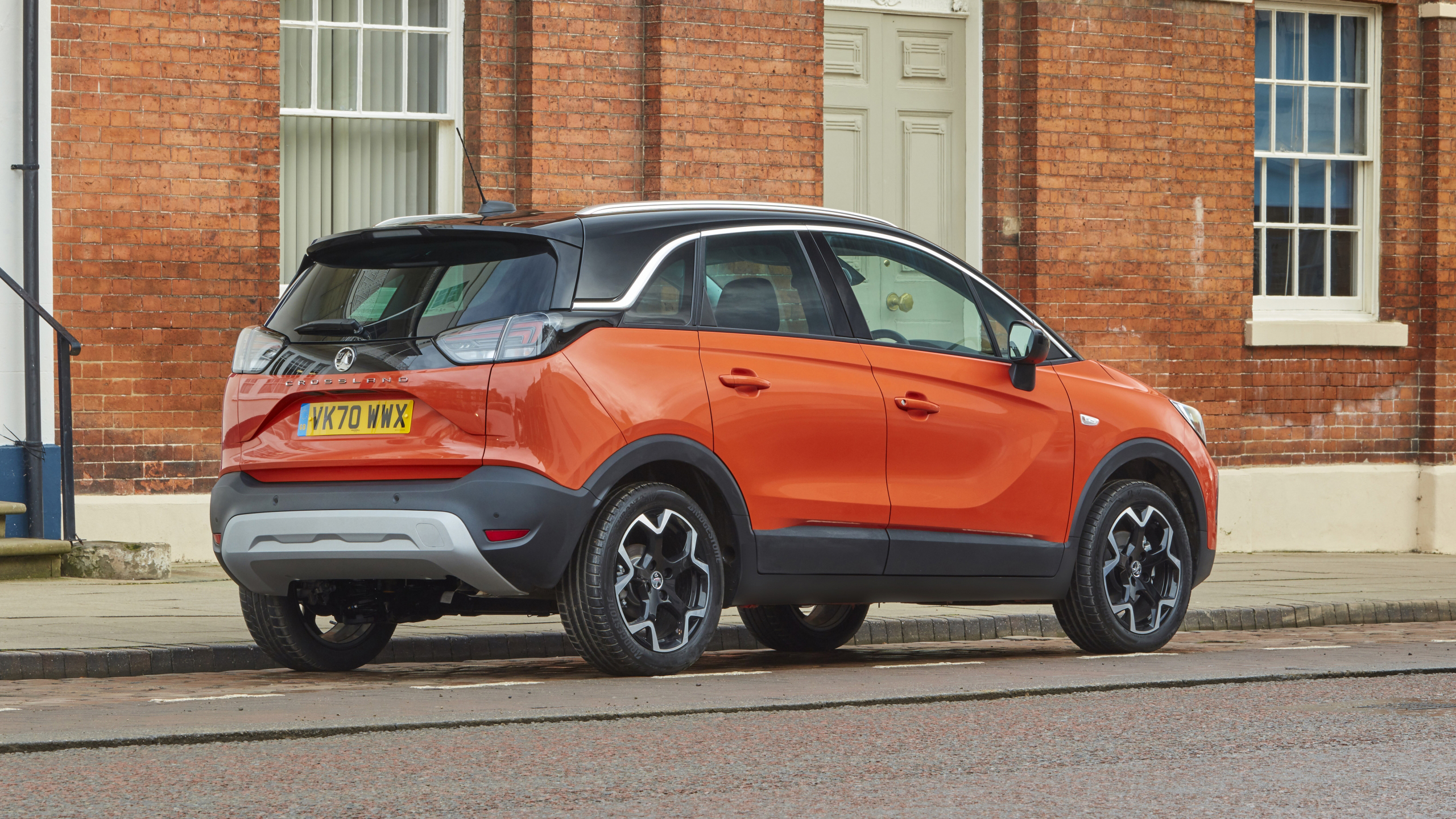 Vauxhall Crossland Back