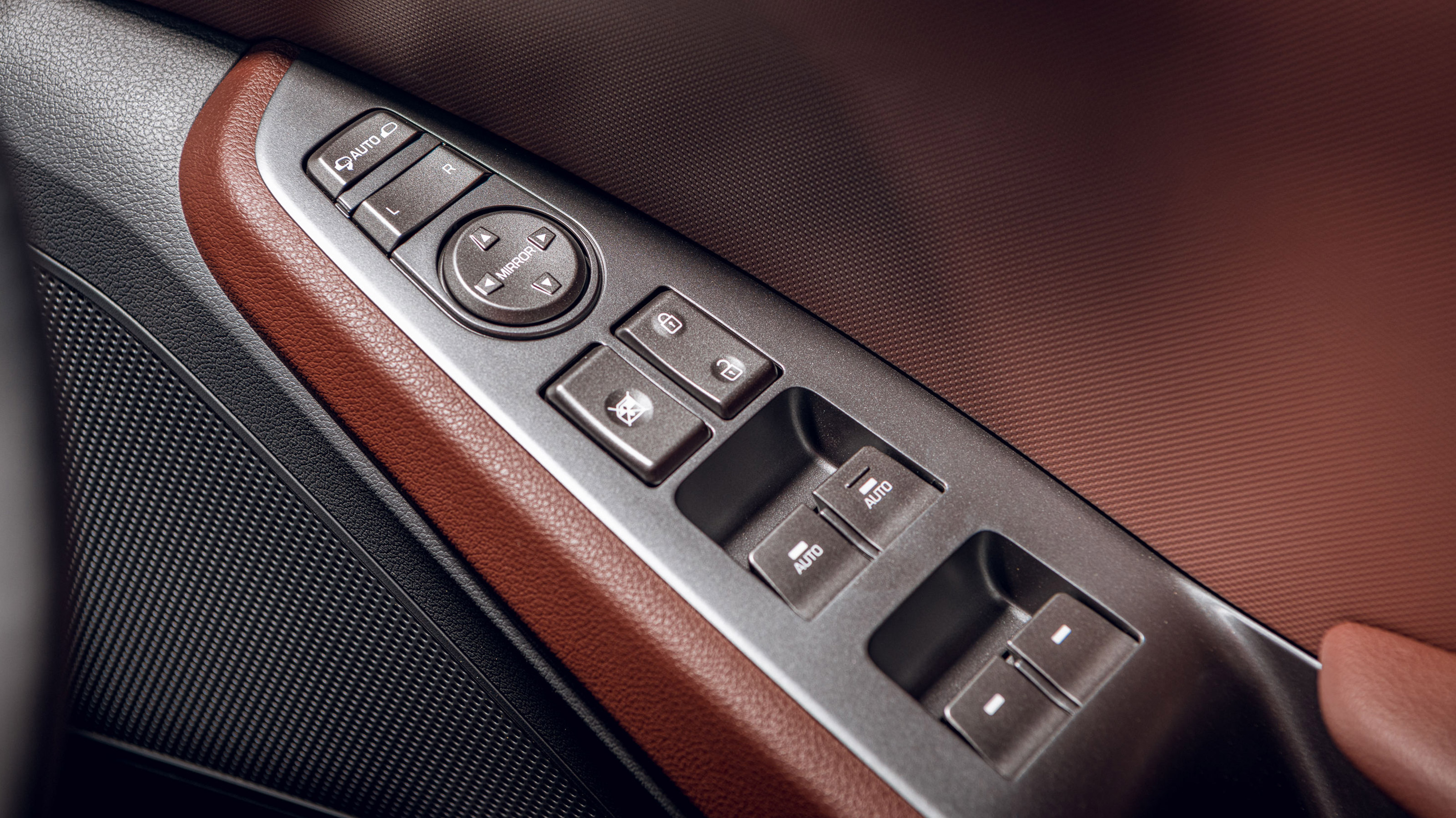 Hyundai Ioniq hybrid controls