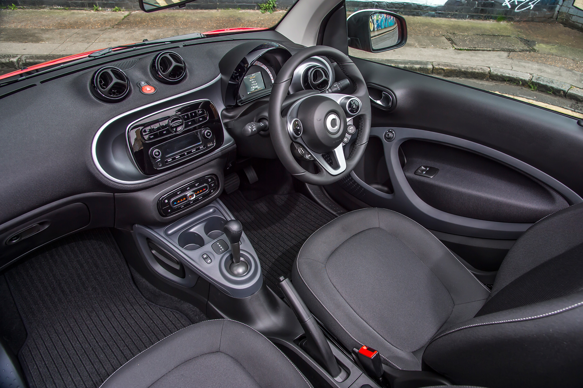 Smart ForTwo Cabrio - interior