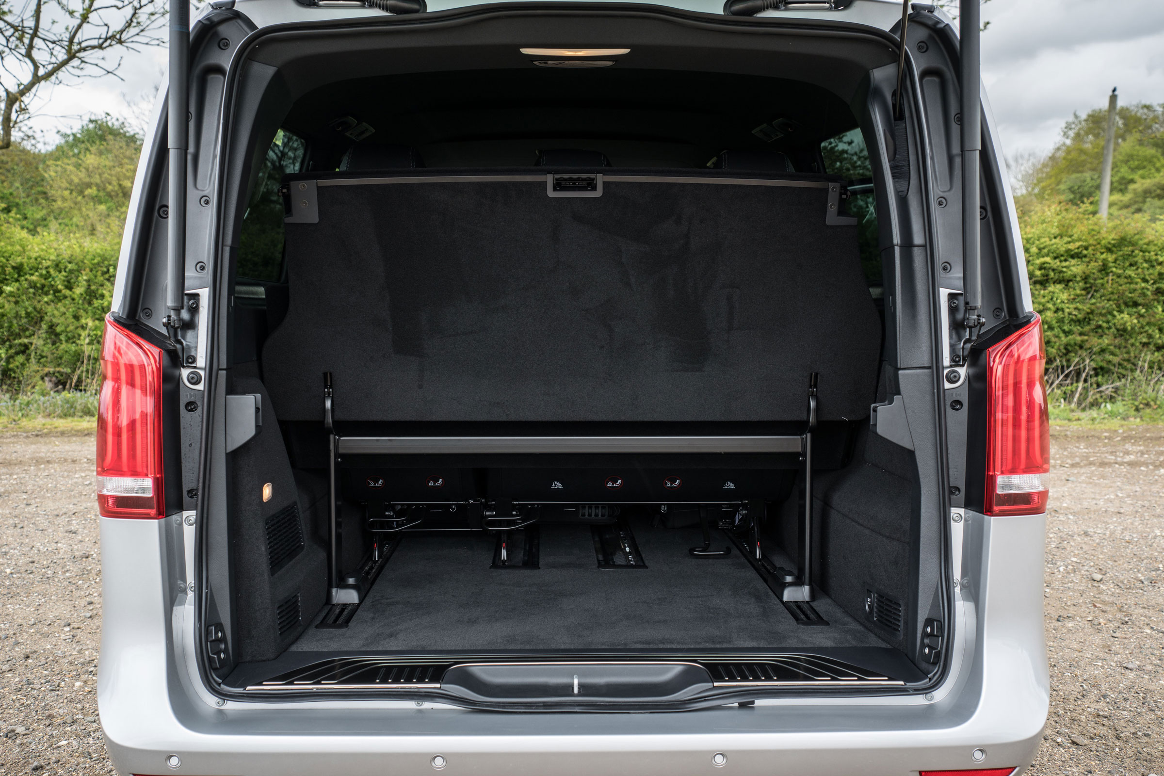 Mercedes V-Class - boot space