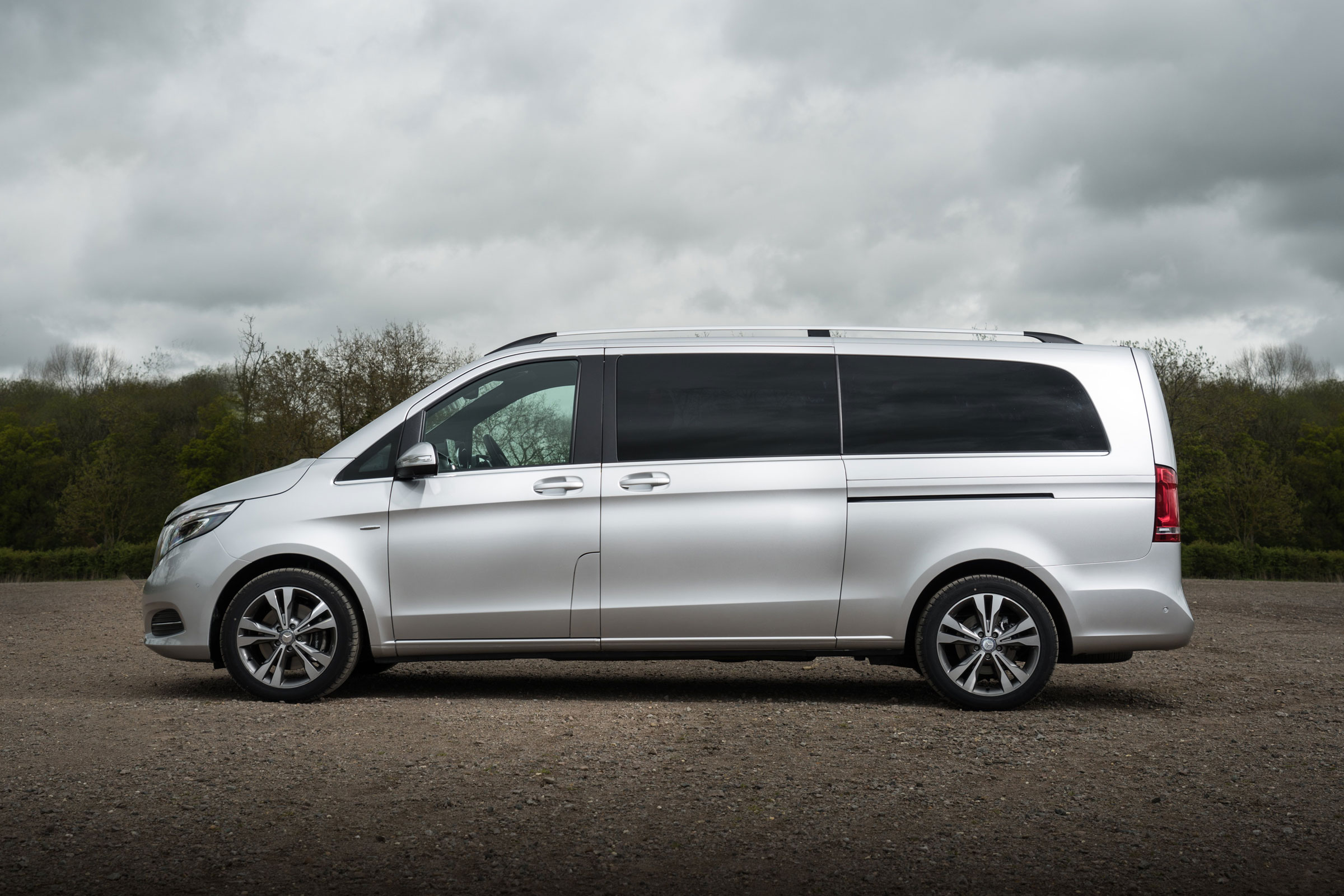 Mercedes V-Class - profile static