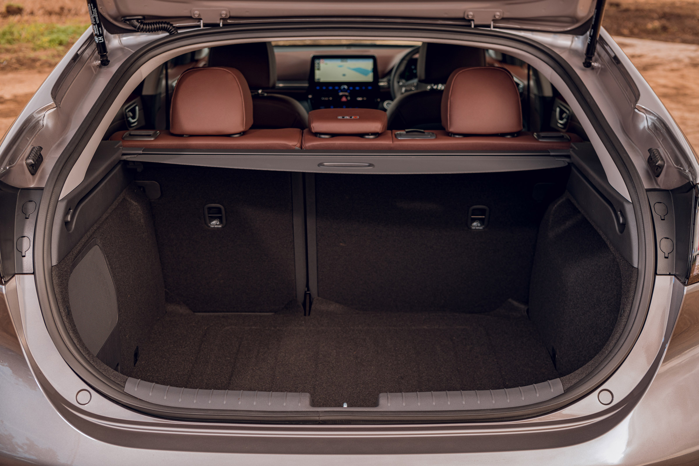 Hyundai Ioniq hybrid boot