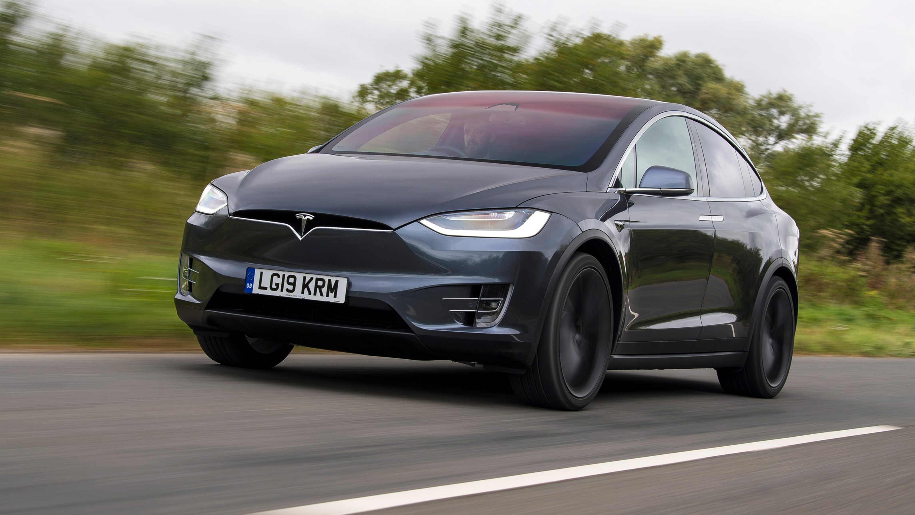 Tesla Model X - front tracking