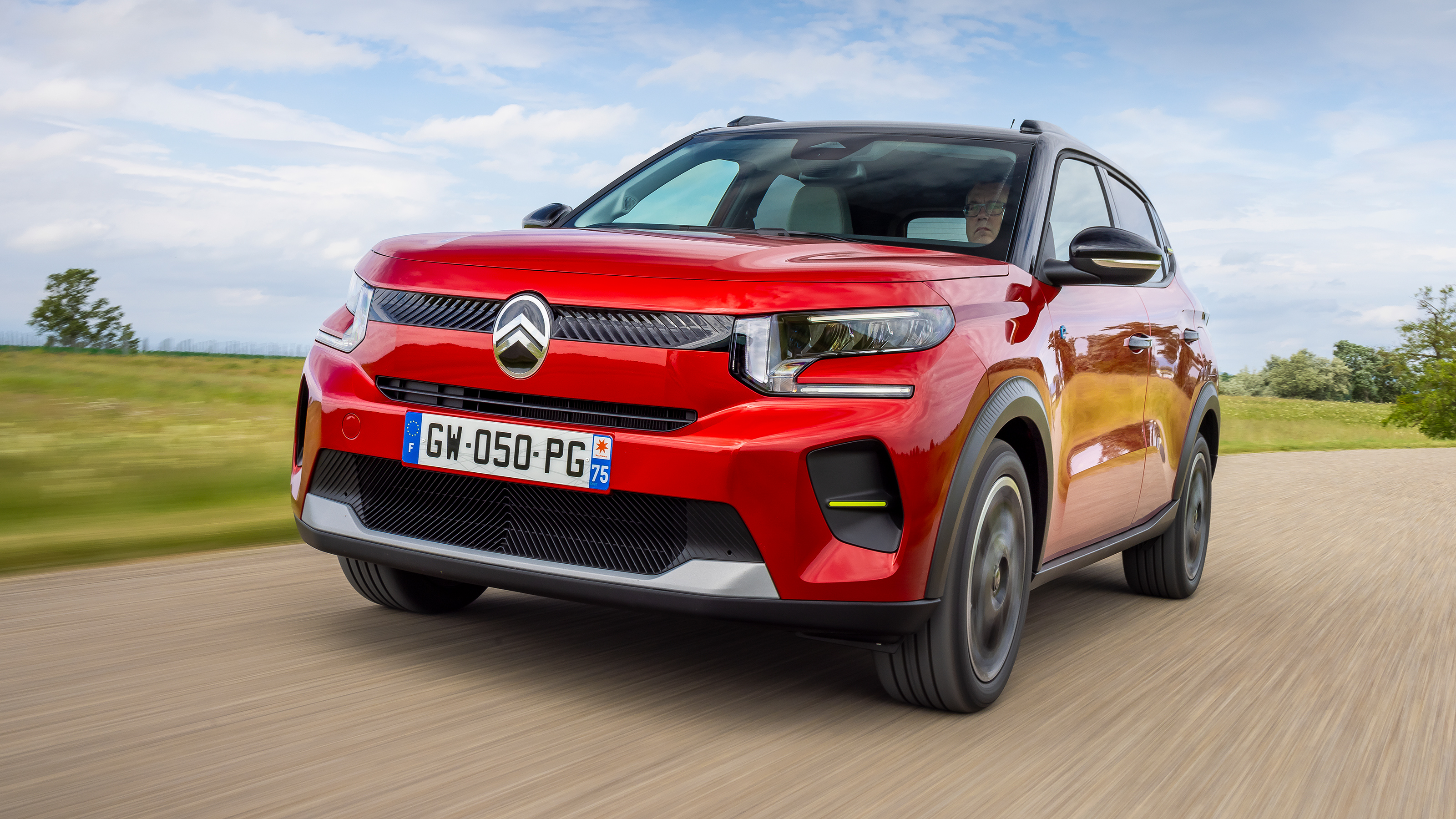 Citroen e-C3 - front tracking